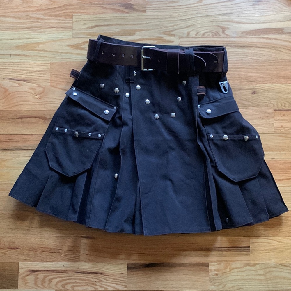 🍀NWOT Utiliclan Utility kilt. large belt made in Washington State. Top quality